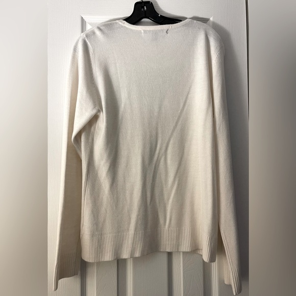 NWOT Woman knit sweater with removable scarf size XL color cream. (final price) - Picture 6 of 6